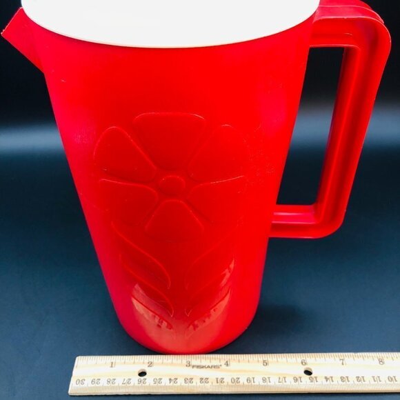 70s Sterilite Red Plastic Juice Pitcher Vintage Cold Beverage Jug Family BBQ - Picture 10 of 11